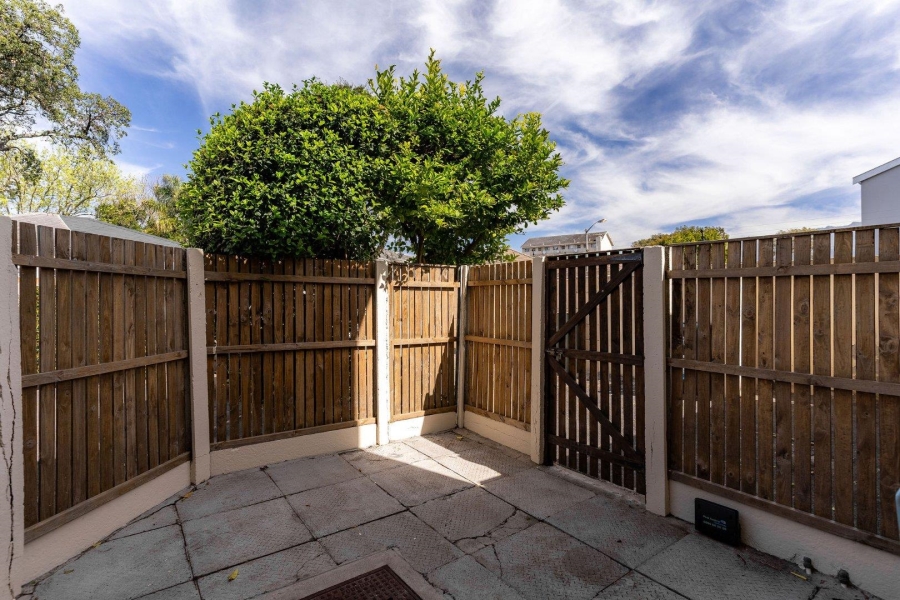 3 Bedroom Property for Sale in Claremont Western Cape